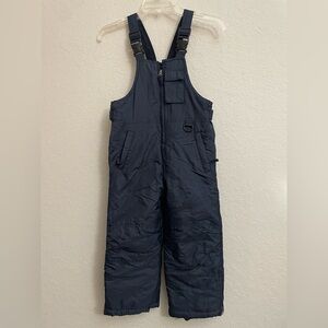 Arctic Quest Kids Insulated Ski Bib in Navy - size Medium (5/6)